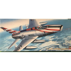 F-100D Super Sabre - сверхзвуковой истребитель